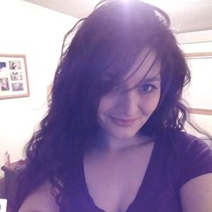 Meet your Posher, Karissa